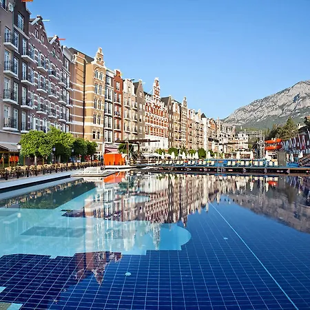 Complex Orange County (adults Only) 5*