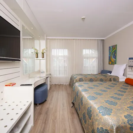 Orange County (adults Only) 凯梅尔
