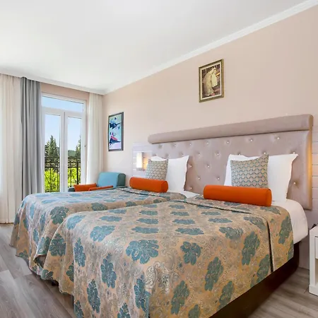 Orange County (adults Only) 5*